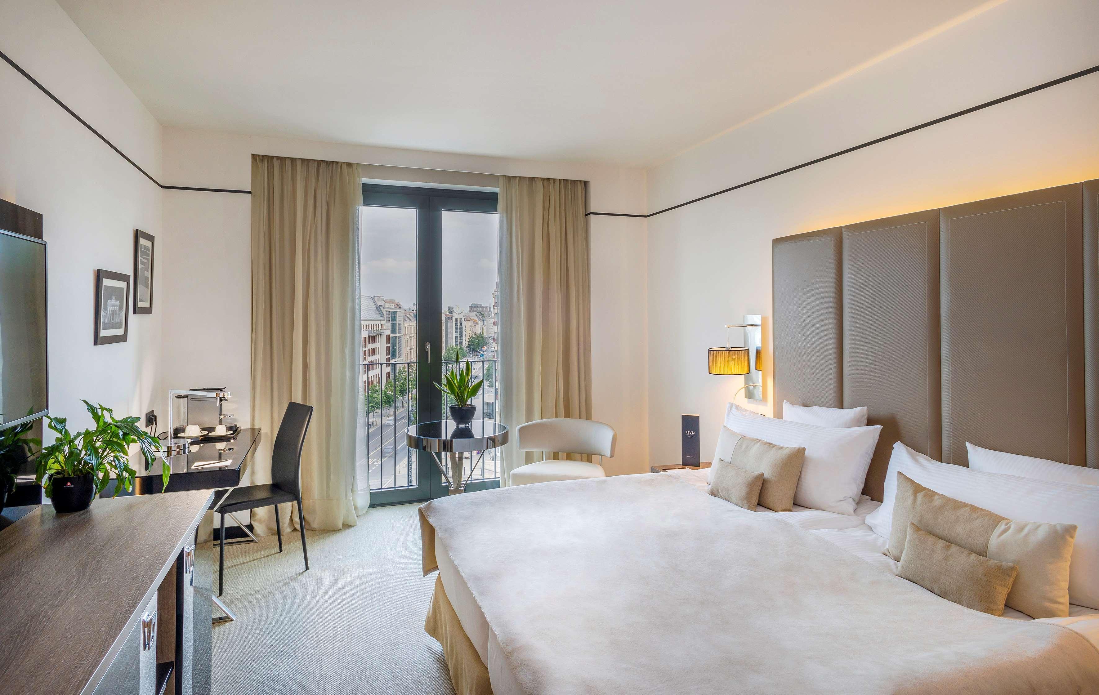 Hotel Meliá Berlino Esterno foto