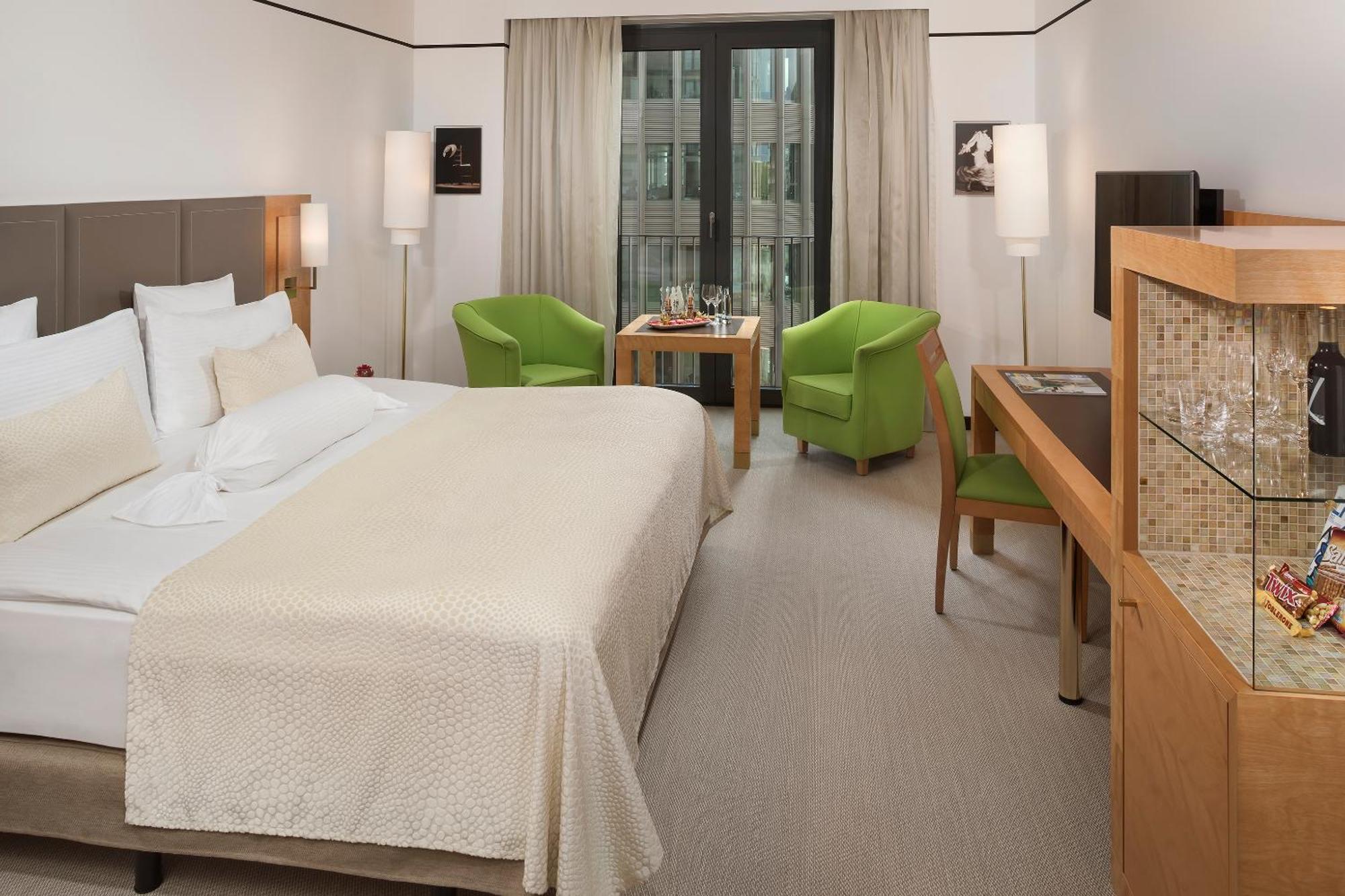 Hotel Meliá Berlino Esterno foto